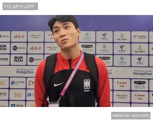 全北现代宣布30岁中场朴镇燮离队将加盟中超浙江队开启新征程