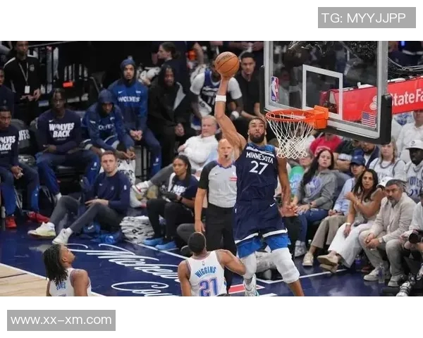 华子称赞戈贝尔禁区接球进步显著表达对他的信任将增加传球次数